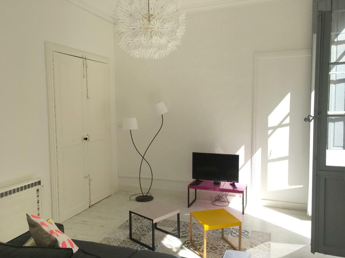 Chez Noelle Et Emmanuel Apartamento Montpellier Exterior foto